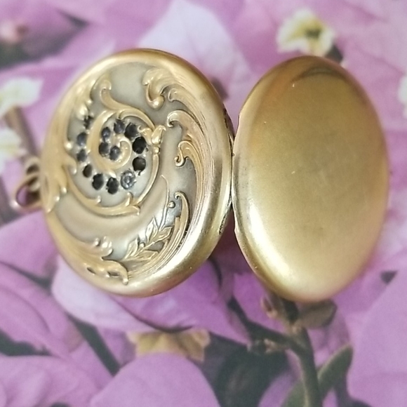Antique Vintage Early 1900s W & SB Art Nouveau Gold Filled and Sapphire Locket - Picture 9 of 16